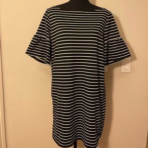 Stripe ruffled sleeve dress
